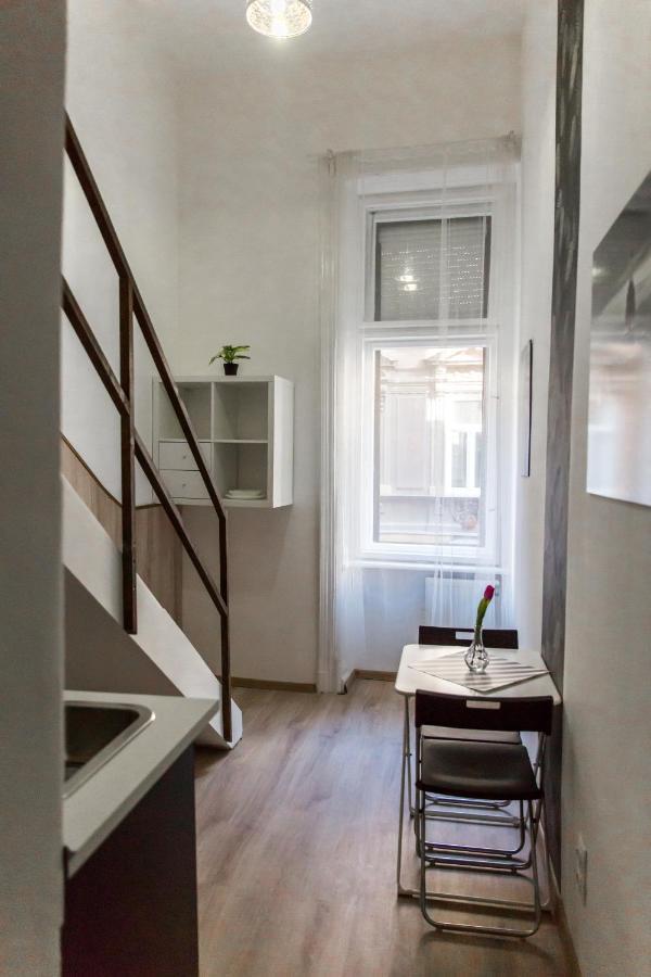 Modern Budget Lofts In The City Centre Budapeste Exterior foto