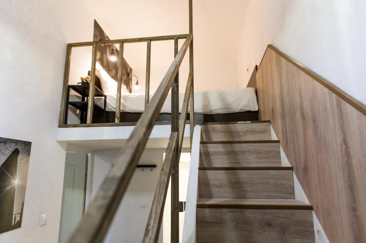 Modern Budget Lofts In The City Centre Budapeste Exterior foto